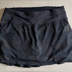 Lululemon Black Camouflage Women's Skort - Size 2